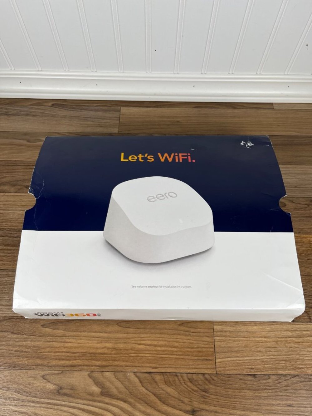 X4 Eero 6 Mesh  White Wi-Fi Router Extender System Set Of 4  Q010001 + R010001